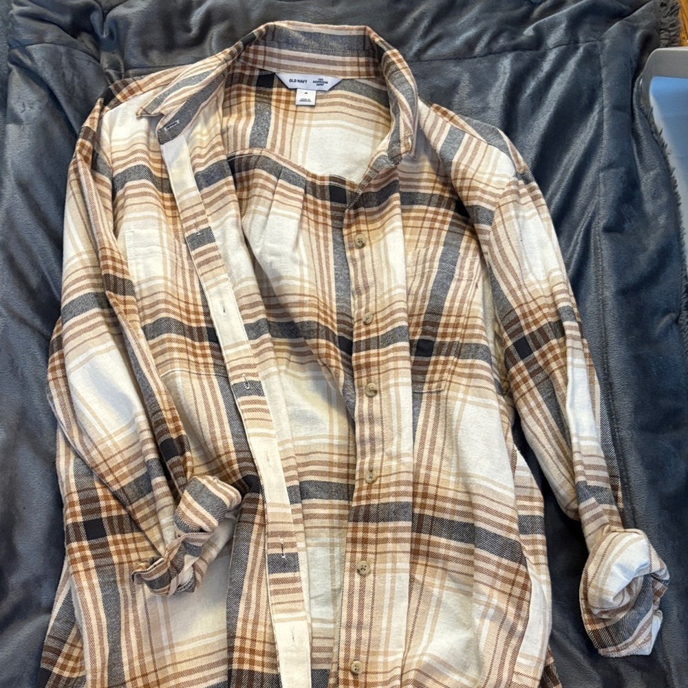 Old Navy Women's Plaid Button-Down Shirt in Brown and Cream